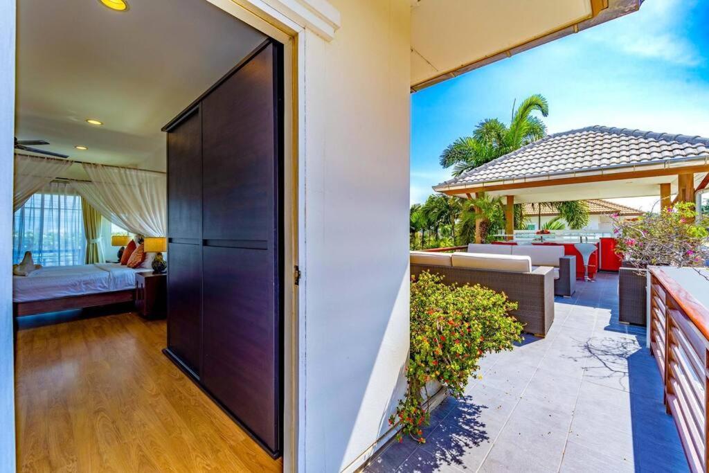3 Bedroom Pool In Great Location Stv 华欣