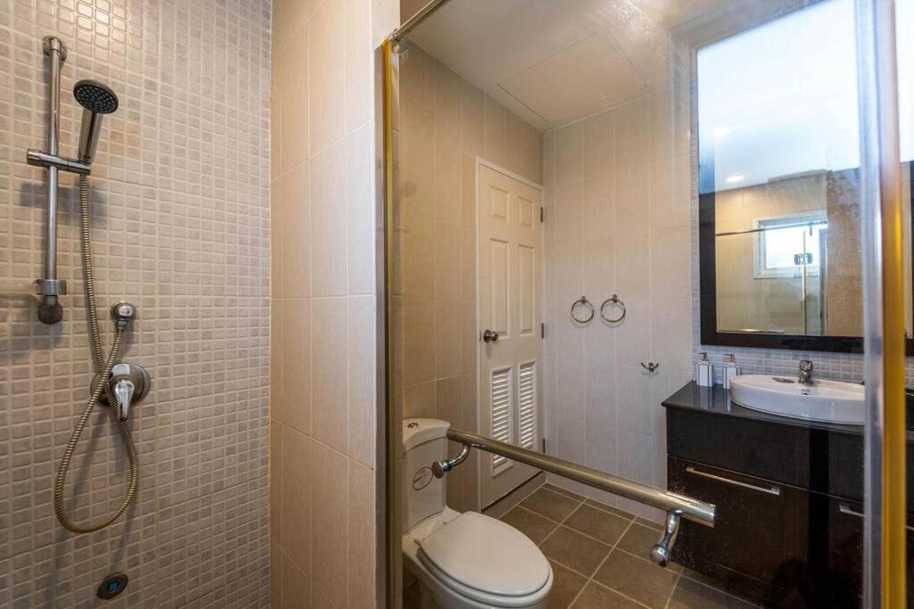 3 Bedroom Pool In Great Location Stv * 华欣